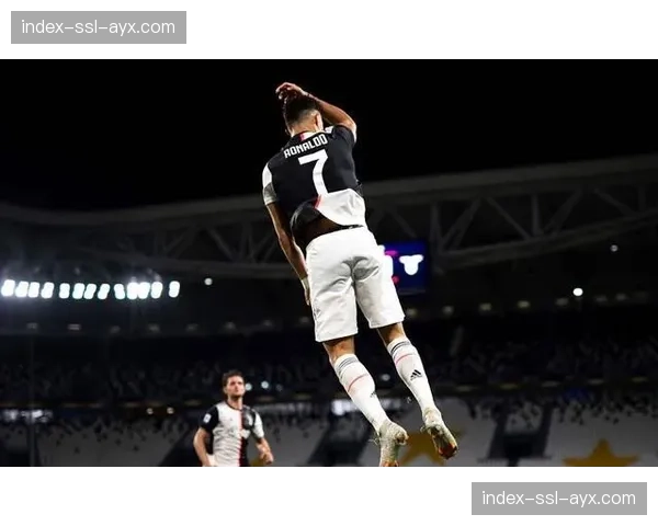 即时：都灵德比上半场结束，尤文图斯1-0领先